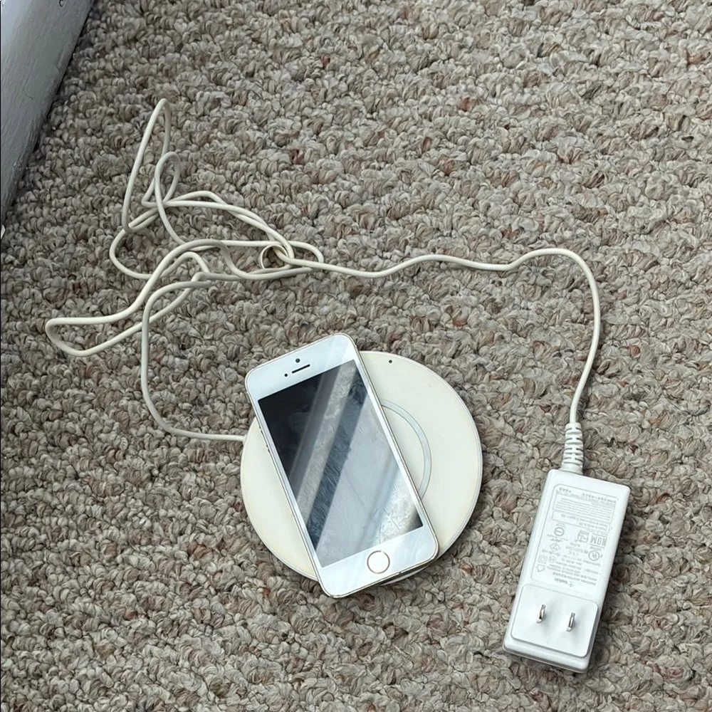 Belkin White Charging Pad